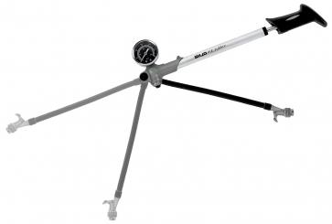 GIYO Federbeinpumpe mit Manometer bis 21 bar 
