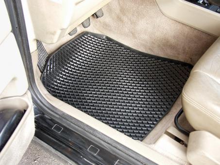 APA Antirutschnoppen Autoschalenmatte 