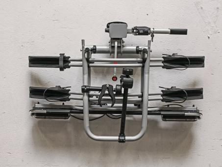 Wandhalterung lang für  träger, Tiefe ca. 6,5 cm 