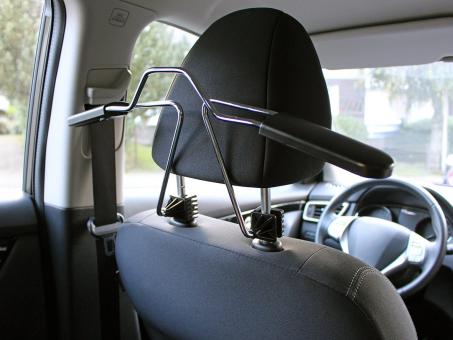 APA Auto-Kleiderbügel 