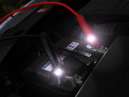 APA Starthilfekabel mit LED beleuchteten Zangen Alu-Star 