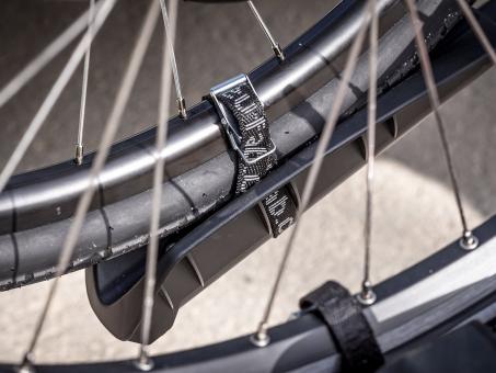 Fahrradträger CROW für Anhängekupplung teileweise vormontiert 